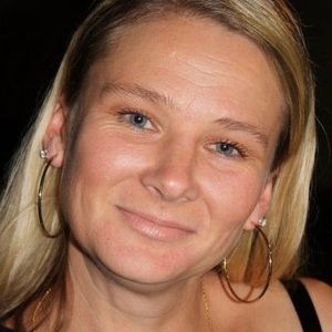 Meet your Posher, Lara